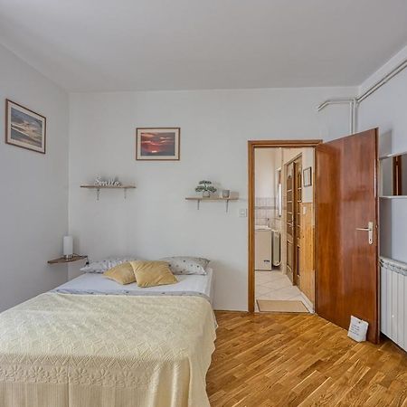 Studio Marija Busoler Pula Buitenkant foto