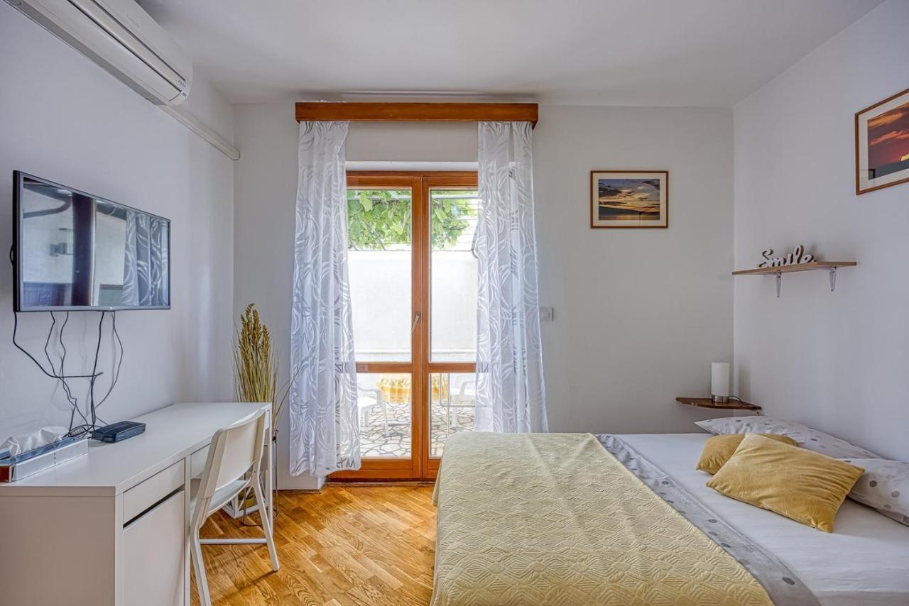 Studio Marija Busoler Pula Buitenkant foto
